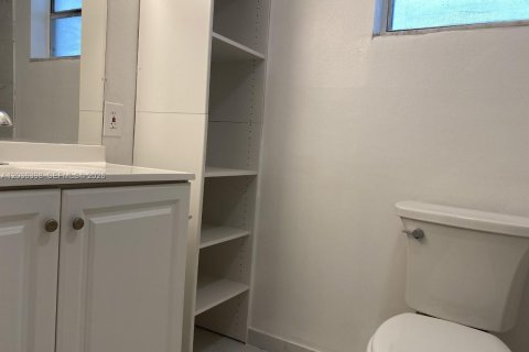 Copropriété à louer à Margate, Floride: 1 chambre, 74.32 m2 № 2084371 - photo 8