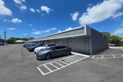 Immobilier commercial à vendre à Sunrise, Floride № 2250537 - photo 6