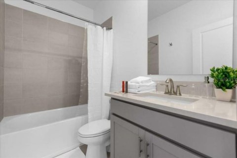 Casa en venta en Davenport, Florida, 6 dormitorios, 305.74 m2 № 2207125 - foto 26