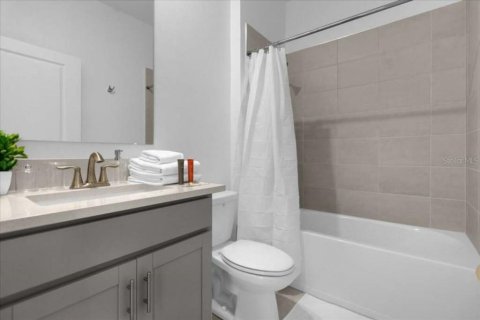 Casa en venta en Davenport, Florida, 6 dormitorios, 305.74 m2 № 2207125 - foto 28