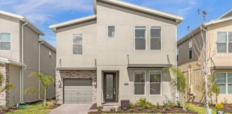 Casa en Davenport, Florida 6 dormitorios, 305.74 m2 № 2207125