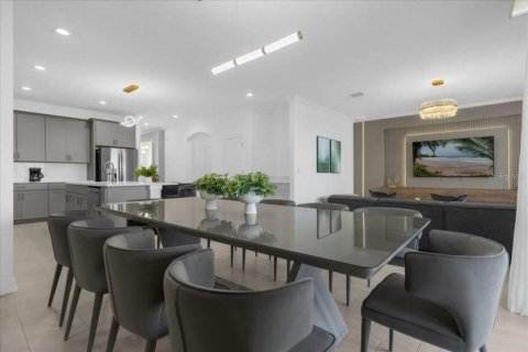 Casa en venta en Davenport, Florida, 6 dormitorios, 305.74 m2 № 2207125 - foto 8