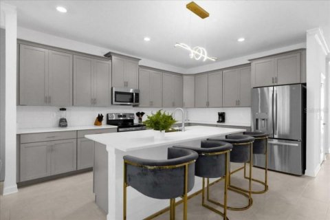 Casa en venta en Davenport, Florida, 6 dormitorios, 305.74 m2 № 2207125 - foto 10