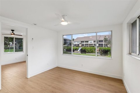 Casa en venta en Port Richey, Florida, 3 dormitorios, 108.51 m2 № 1914354 - foto 25