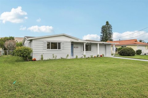 Casa en venta en Port Richey, Florida, 3 dormitorios, 108.51 m2 № 1914354 - foto 15