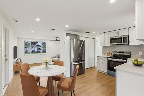 Casa en venta en Port Richey, Florida, 3 dormitorios, 108.51 m2 № 1914354 - foto 3