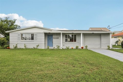 Casa en venta en Port Richey, Florida, 3 dormitorios, 108.51 m2 № 1914354 - foto 1