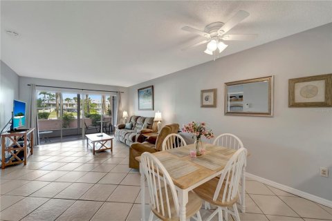 Condominio en alquiler en Venice, Florida, 2 dormitorios, 90.58 m2 № 1557308 - foto 2