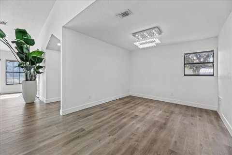 Купить виллу или дом в Дебари, Флорида 9 комнат, 444.35м2, № 1912181 - фото 16