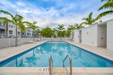 Купить кондоминиум в Майами, Флорида 3 спальни, 121.61м2, № 1945474 - фото 29