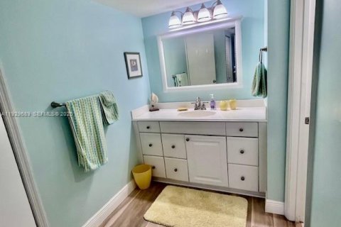 Copropriété à vendre à St. Lucie, Floride: 2 chambres, 110 m2 № 1988491 - photo 21