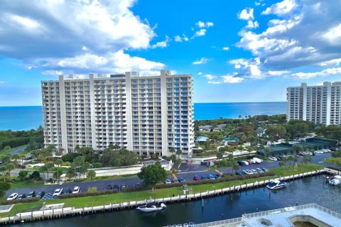 Condo in Boca Raton, Florida, 2 bedrooms № 2181714 - photo 8