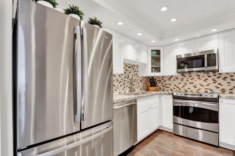 Condo in Boca Raton, Florida, 2 bedrooms № 2181714 - photo 19