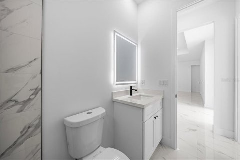 Casa en venta en Cape Coral, Florida, 4 dormitorios, 171.13 m2 № 2093500 - foto 17