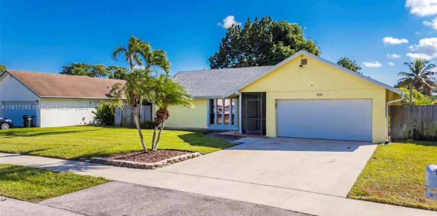 Casa en Delray Beach, Florida 4 dormitorios, 169.36 m2 № 1974267