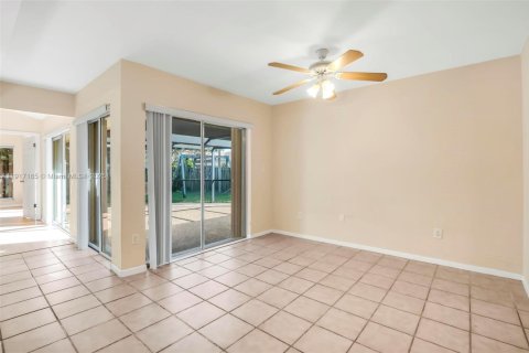 Casa en venta en Delray Beach, Florida, 4 dormitorios, 169.36 m2 № 1974267 - foto 7