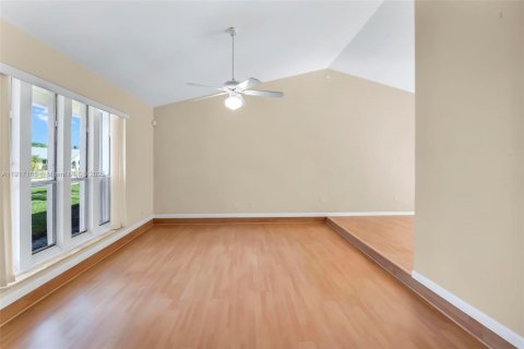 Casa en venta en Delray Beach, Florida, 4 dormitorios, 169.36 m2 № 1974267 - foto 19