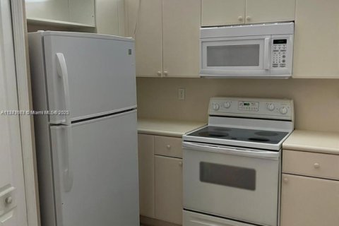 Condo in Homestead, Florida, 3 bedrooms  № 1830433 - photo 21