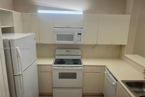 Condo in Homestead, Florida, 3 bedrooms  № 1830433 - photo 1