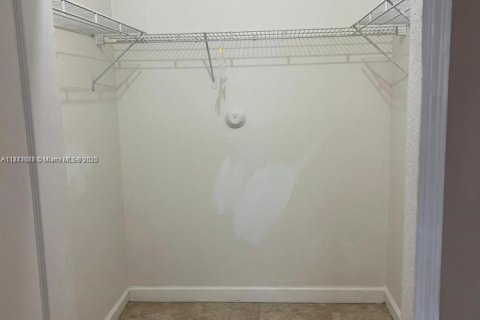 Condo in Homestead, Florida, 3 bedrooms  № 1830433 - photo 15