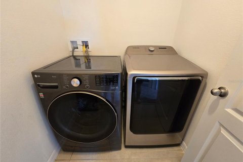 Casa en venta en Brooksville, Florida, 4 dormitorios, 169.55 m2 № 1353665 - foto 29