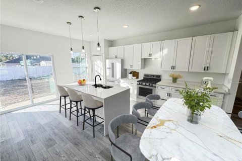 Casa en venta en Citrus Springs, Florida, 4 dormitorios, 151.43 m2 № 1580714 - foto 8