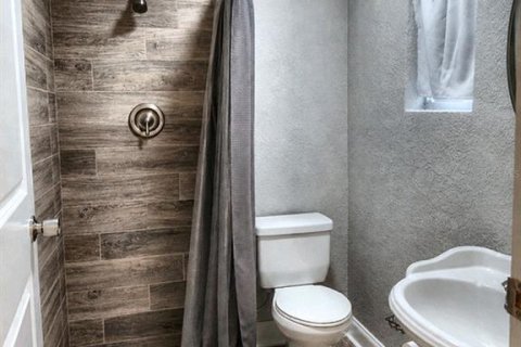 Casa en venta en Tampa, Florida, 4 dormitorios, 157.28 m2 № 2324966 - foto 16