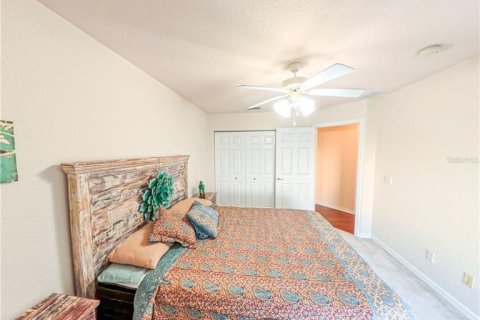 House in Ocala, Florida 3 bedrooms, 180.69 sq.m. № 1848516 - photo 15