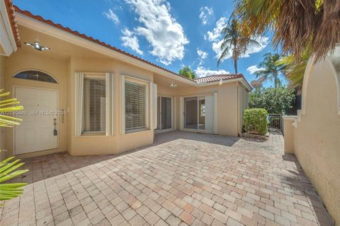 Villa ou maison à vendre à West Palm Beach, Floride: 2 chambres, 146.97 m2 № 2385543 - photo 5