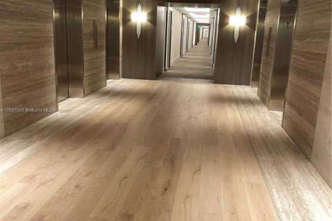 Condominio en alquiler en Miami Beach, Florida, 2 dormitorios, 89.19 m2 № 2012514 - foto 18