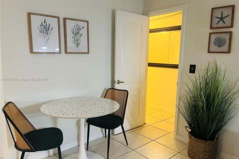 Appartement à louer à Miami Beach, Floride: 1 chambre, 41.25 m2 № 1870047 - photo 5