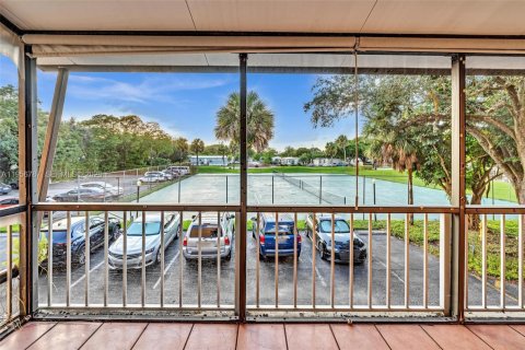 Condominio en alquiler en Plantation, Florida, 2 dormitorios, 104.98 m2 № 2010667 - foto 18