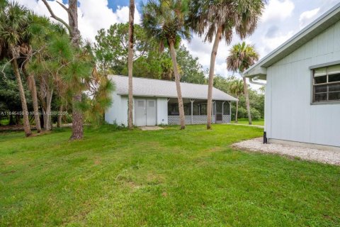 House in Naples, Florida 4 bedrooms, 199 sq.m. № 1848291 - photo 29