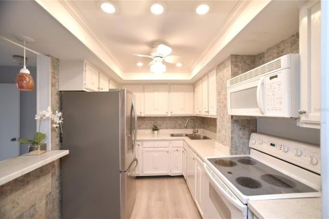 Condominio en venta en Saint Petersburg, Florida, 2 dormitorios, 103.12 m2 № 2099647 - foto 11