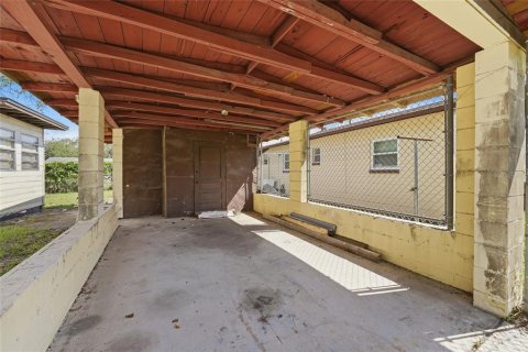 Commercial property in Maitland, Florida 94.02 sq.m. № 2321289 - photo 3