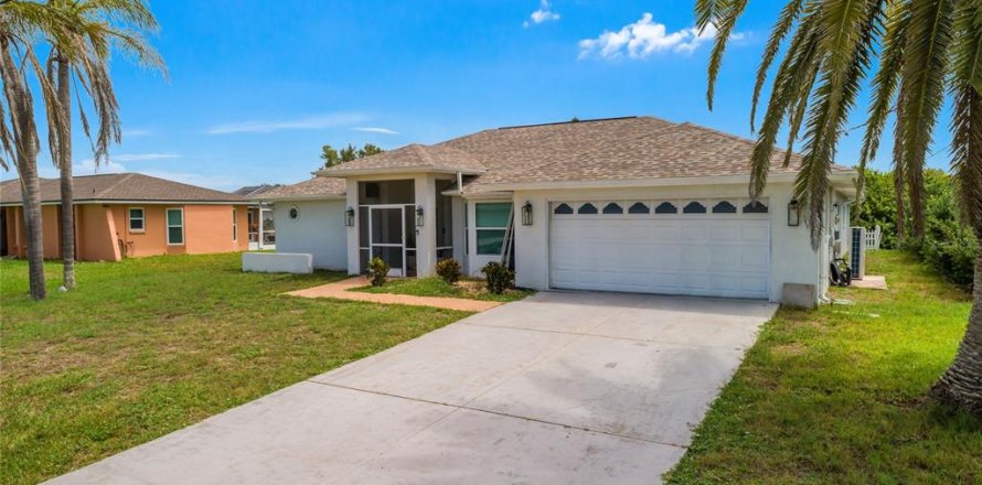 Casa en Rotonda, Florida 3 dormitorios, 201.32 m2 № 2216463