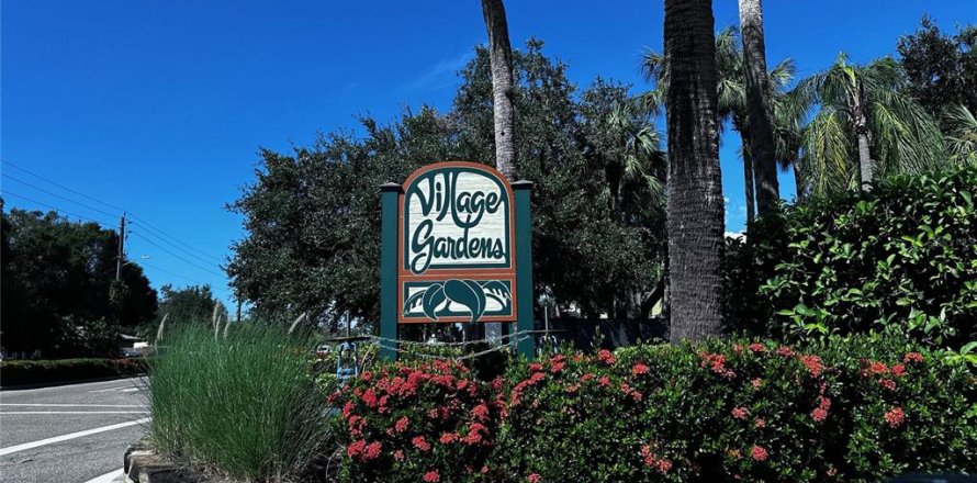 Condo in Sarasota, Florida, 2 bedrooms  № 1387426