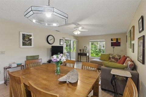 Condo in Sarasota, Florida, 2 bedrooms  № 1387426 - photo 9