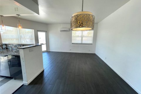 Снять в аренду кондоминиум в Майами-Бич, Флорида 1 спальня, 52.21м2, № 1972093 - фото 6