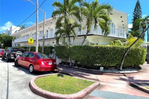 Снять в аренду кондоминиум в Майами-Бич, Флорида 1 спальня, 52.21м2, № 1972093 - фото 12