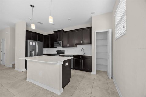 Adosado en venta en Kissimmee, Florida, 3 dormitorios, 155.52 m2 № 1869621 - foto 15