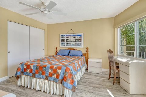 Condo in Sarasota, Florida, 2 bedrooms  № 1805265 - photo 25