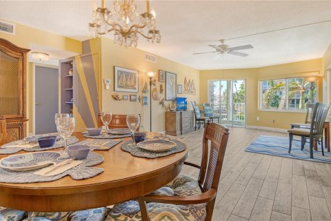 Condo in Sarasota, Florida, 2 bedrooms  № 1805265 - photo 4