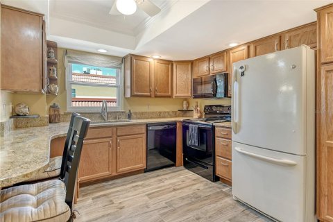 Condo in Sarasota, Florida, 2 bedrooms  № 1805265 - photo 19