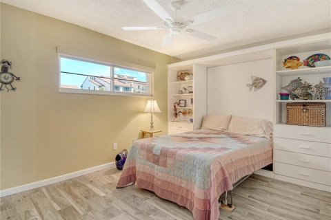 Condo in Sarasota, Florida, 2 bedrooms  № 1805265 - photo 28