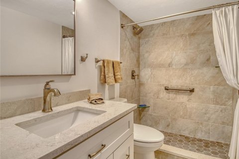 Condo in Sarasota, Florida, 2 bedrooms  № 1805265 - photo 30