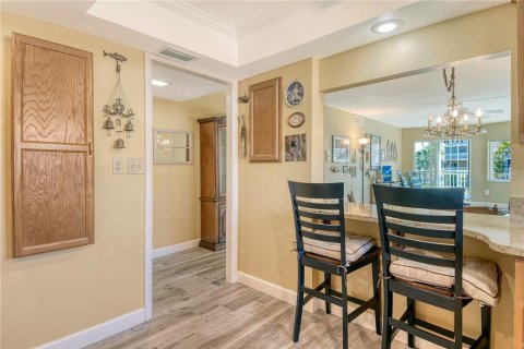 Condo in Sarasota, Florida, 2 bedrooms  № 1805265 - photo 21
