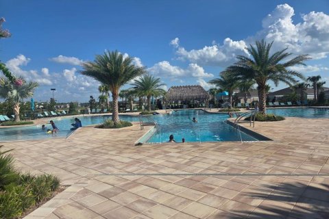 Villa ou maison à louer à Eagle Lake, Floride: 4 chambres, 148.64 m2 № 2324229 - photo 27