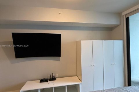 Condo in Miami, Florida  № 2053087 - photo 6