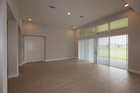Villa ou maison à vendre à Orlando, Floride: 4 chambres, 420.85 m2 № 2234771 - photo 15